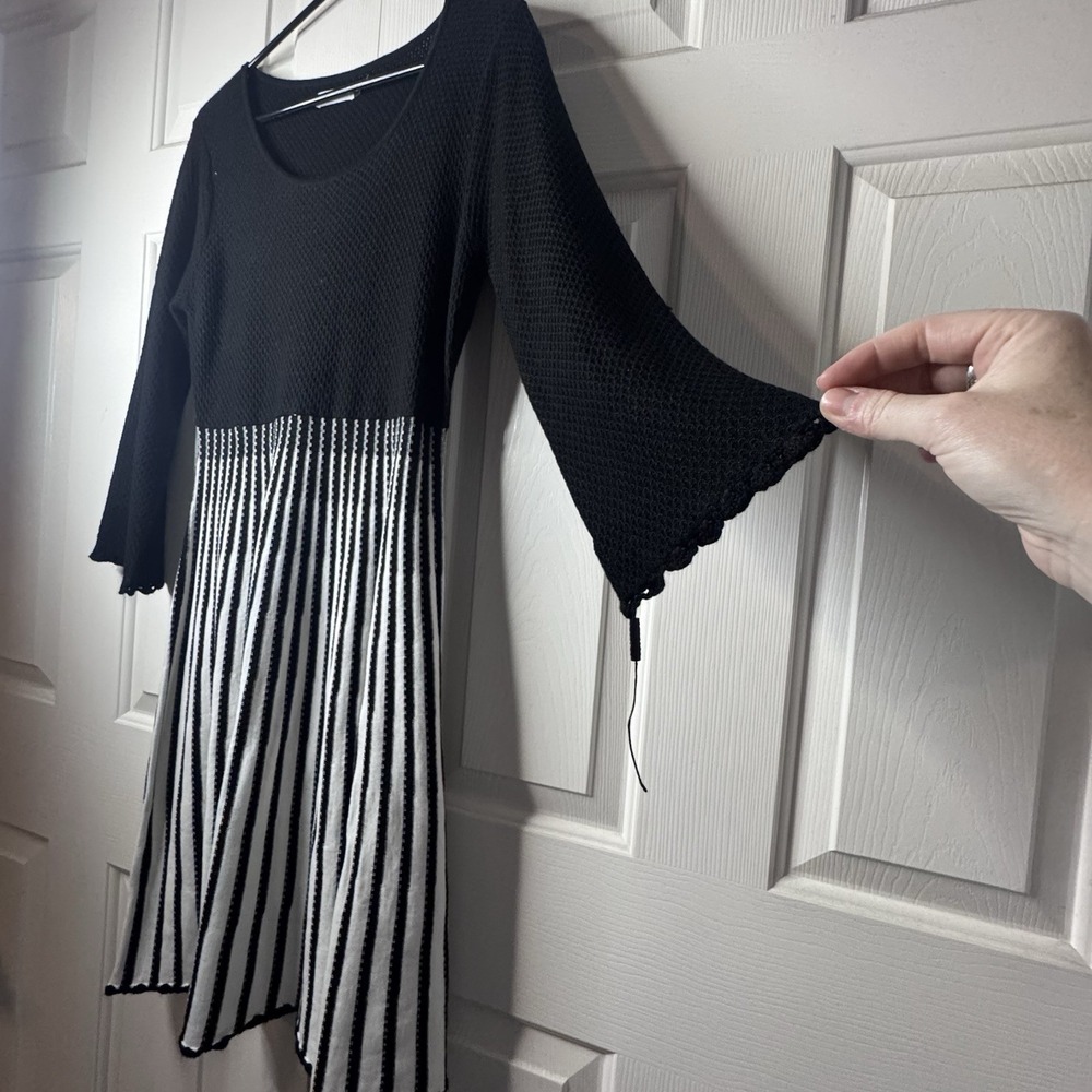 NWOT Calvin Klein Sweater Dress Size Medium Womens Long‎  Sleeve Fit Flare - Picture 10 of 10